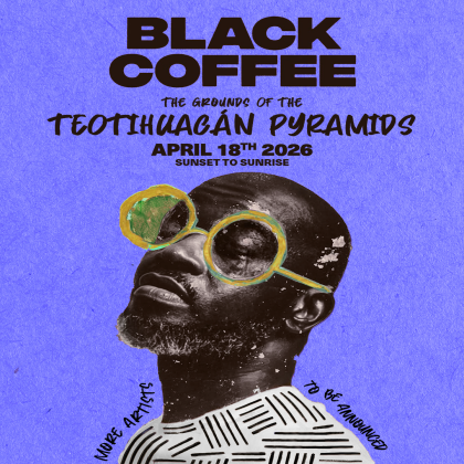 BLACK COFFEE AT THE GROUNDS OF THE TEOTIHUACÁN PYRAMIDS - MEXICO CITY